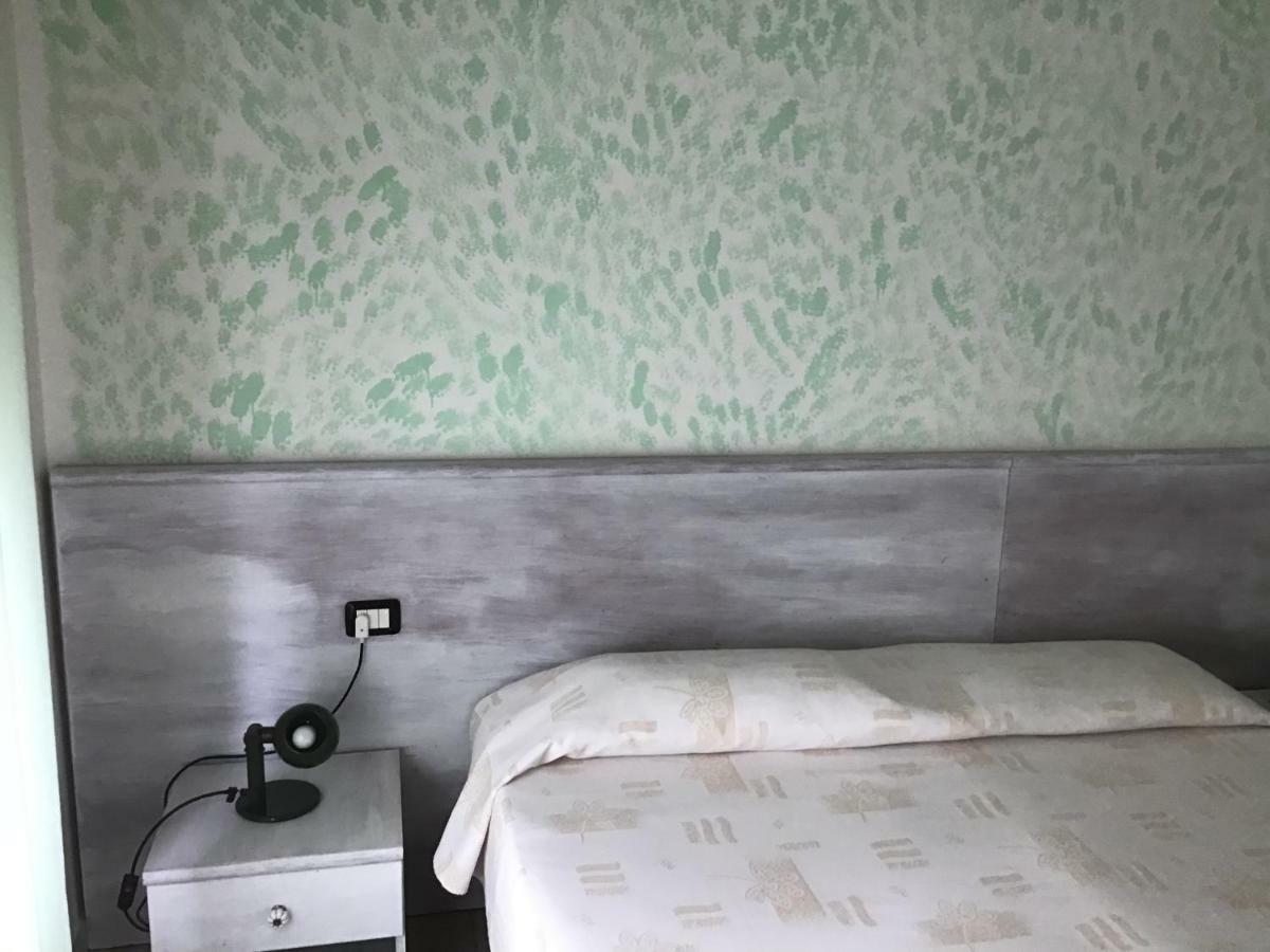 Hotel Villa Cristina Марина-ди-Кампо Экстерьер фото